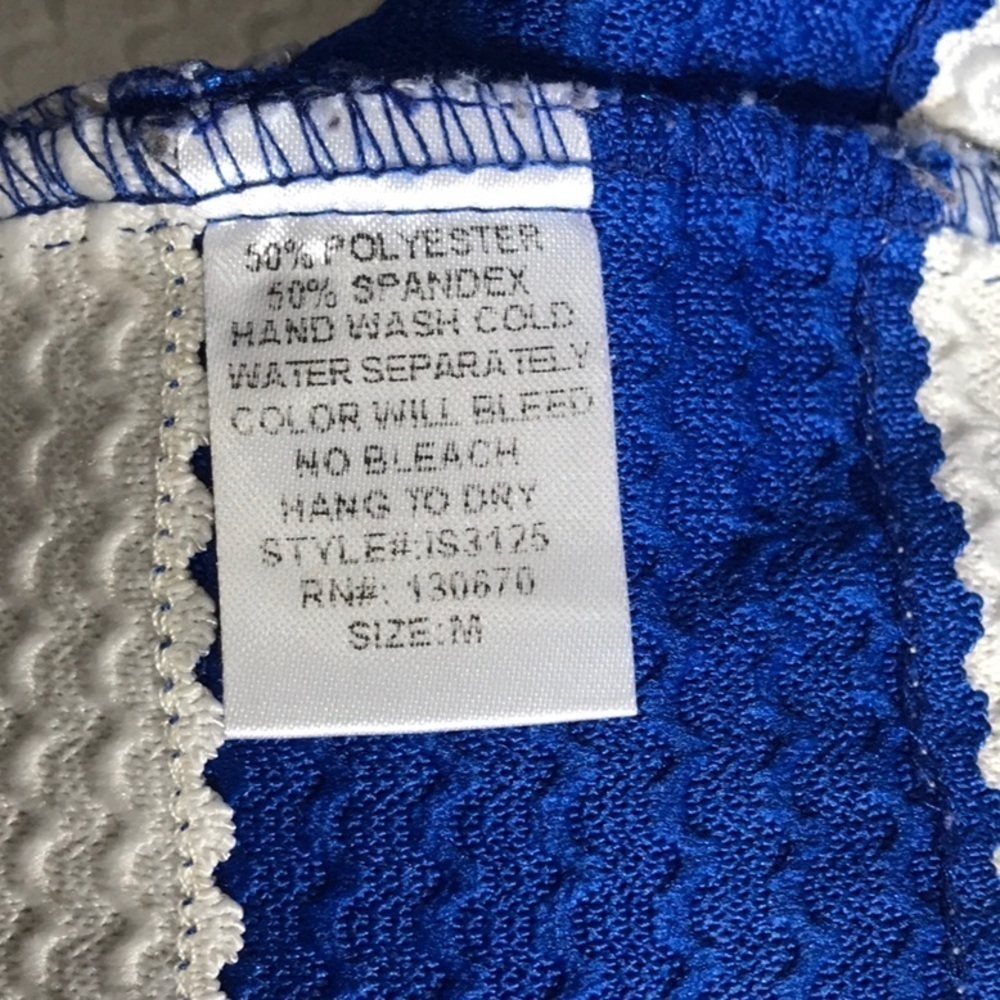 PNIINA Textured Shiny Skirt - Picture 4 of 5